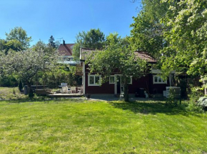 1800 tals Sjötorp med egen strand och brygga, Åkersberga